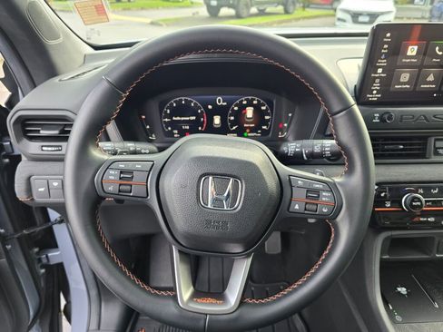 Certified 2026 Honda Passport TrailSport image 25