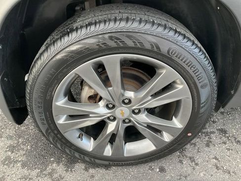 Used 2020 Chevrolet Trax LT w/ Driver Confidence Package image 9