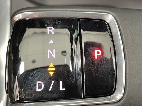 New 2026 GMC Sierra 1500 SLT w/ SLT Premium Package image 28