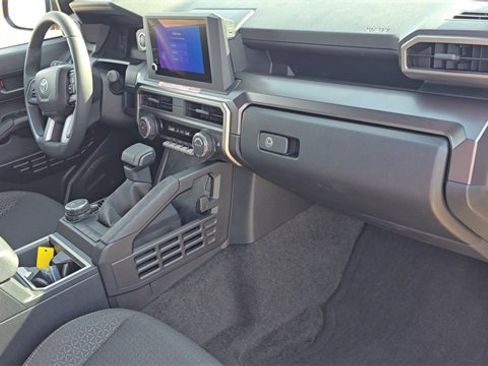 Used 2025 Toyota 4Runner SR5 image 28