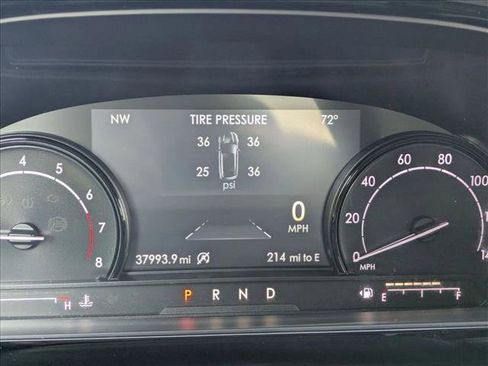 Used 2020 Lincoln Corsair Reserve image 11