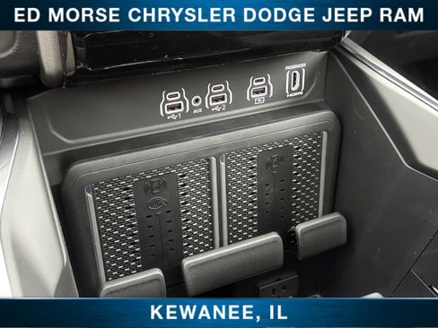 New 2026 RAM 1500 Laramie AWD/4WD image 32