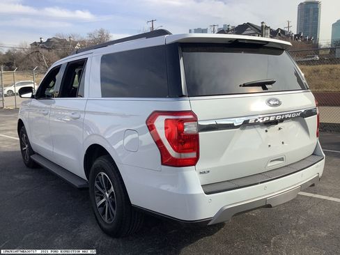 Used 2021 Ford Expedition Max XLT image 6