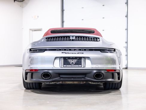 Used 2022 Porsche 911 Cabriolet image 5