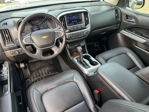 Used 2022 Chevrolet Colorado ZR2 w/ ZR2 Dusk Special Edition image 16