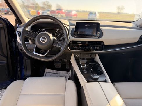 Certified 2023 Nissan Rogue SL image 12