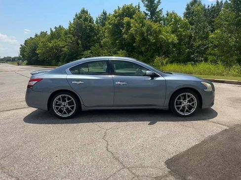 Used 2010 Nissan Maxima 3.5 SV w/ Sport Pkg FWD image 9