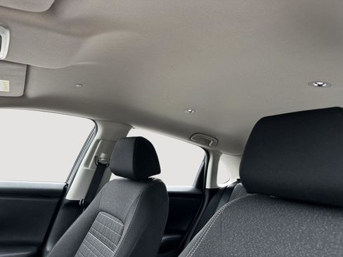 Certified 2025 Honda HR-V LX image 19
