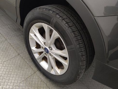 Used 2018 Ford Escape SE FWD image 31