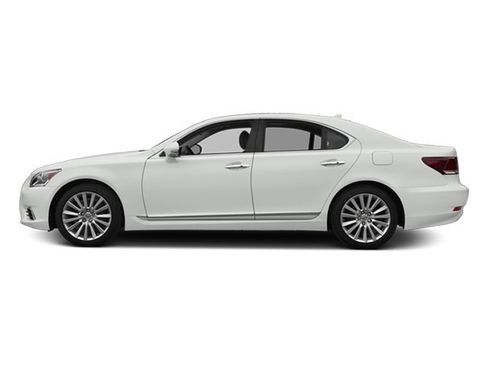 Used 2013 Lexus LS 460 w/ Comfort Pkg RWD image 3