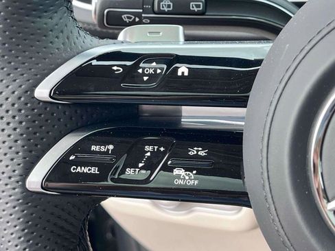 New 2026 Mercedes-Benz GLS 450 4MATIC image 40