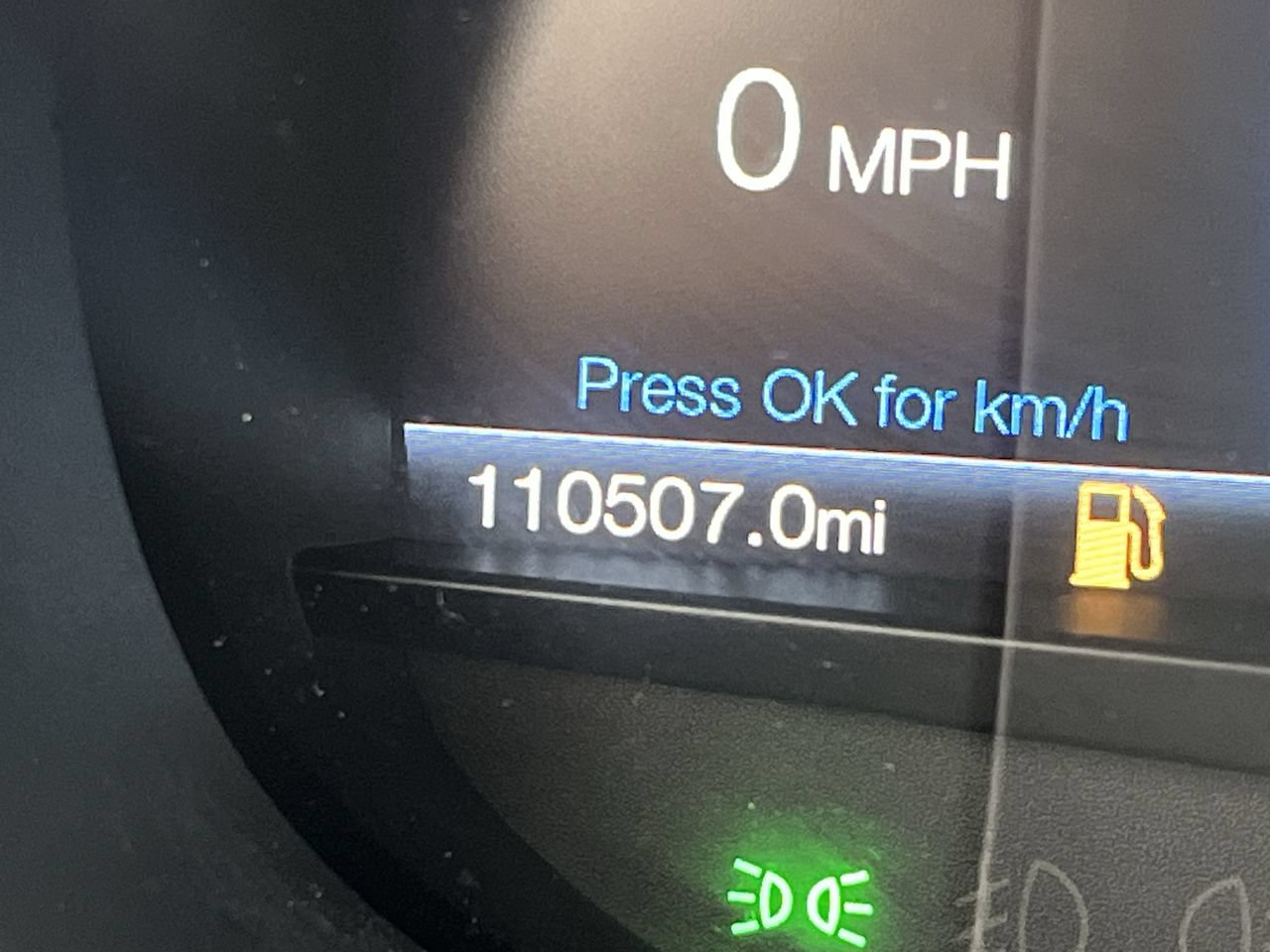 Used 2018 Ford Edge Titanium w/ Equipment Group 302A AWD/4WD image 17