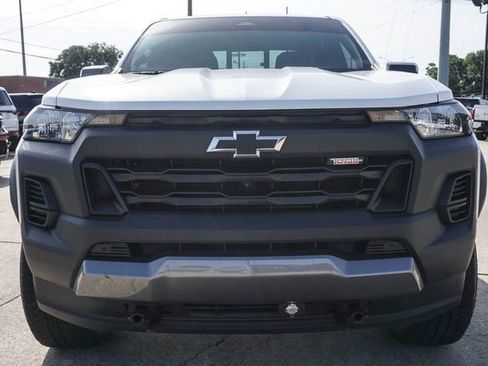 Used 2023 Chevrolet Colorado Trail Boss w/ Technology Package AWD/4WD image 9