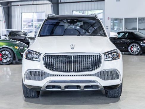 Used 2023 Mercedes-Benz Maybach GLS 600 4MATIC image 9