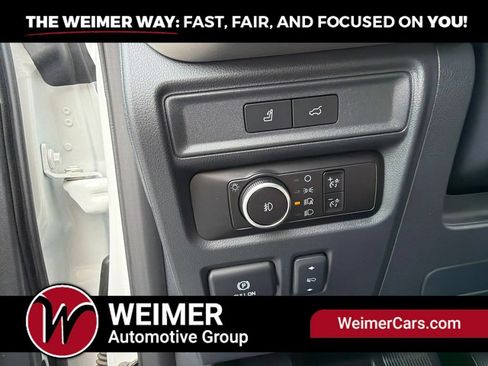 Used 2023 Ford Expedition XLT AWD/4WD image 40