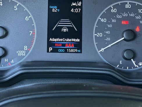 Used 2025 Toyota Corolla LE image 26