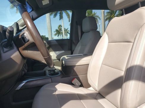 Used 2020 GMC Sierra 1500 SLT w/ SLT Premium Package image 25