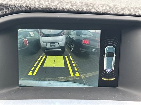 Used 2015 Volvo V60 T5 Premier image 14