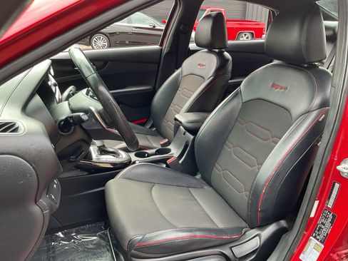 Used 2020 Kia Forte GT image 19