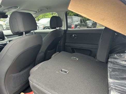 New 2025 Hyundai Ioniq 5 SE image 20