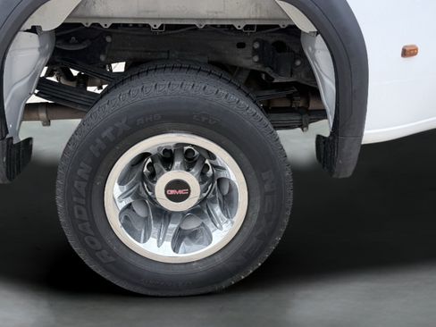 Used 2021 GMC Sierra 3500 SLE w/ SLE Convenience Package RWD image 11