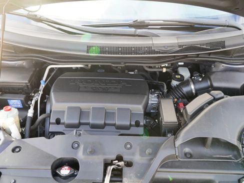 Used 2015 Honda Odyssey Touring image 8