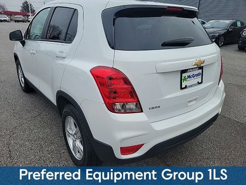 Used 2022 Chevrolet Trax LS w/ Tint and Cruise Package image 4