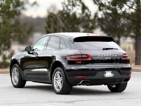 Used 2018 Porsche Macan Sport Edition image 9