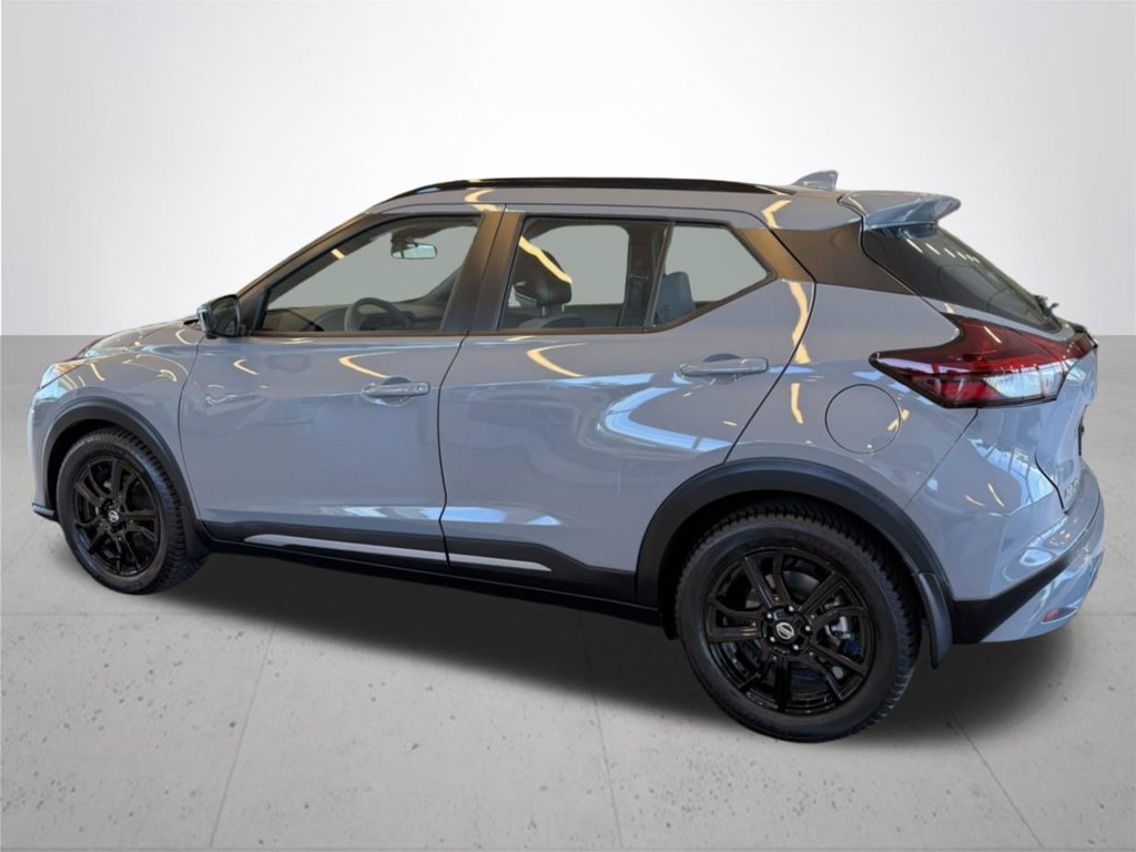 Used 2021 Nissan Kicks SR w/ SR Premium Package FWD image 10