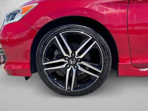 Used 2017 Honda Accord Sport Special Edition image 10