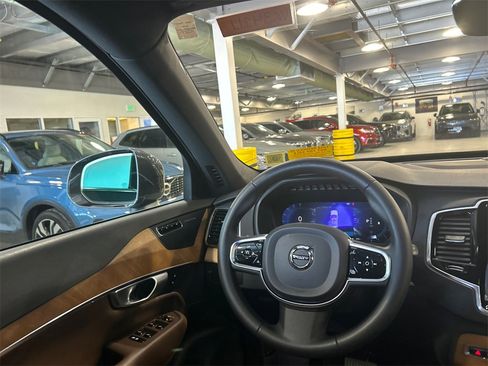Certified 2023 Volvo XC90 B6 Plus w/ Protection Package Premier image 25