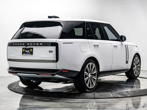 Used 2023 Land Rover Range Rover SE AWD/4WD image 16
