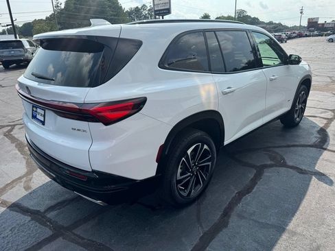 Certified 2026 Buick Enclave Sport Touring FWD image 7