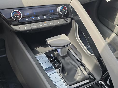 New 2026 Hyundai Elantra SEL Sport Premium FWD image 21