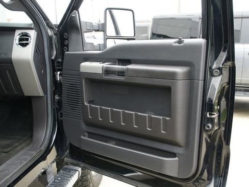 Used 2016 Ford F350 Lariat w/ Lariat Ultimate Package image 38