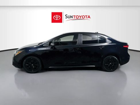 Used 2024 Toyota Corolla LE FWD image 7