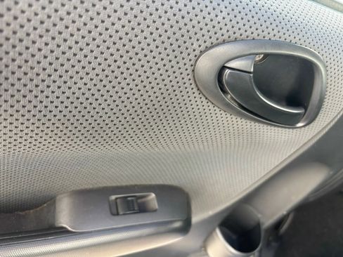 Used 2007 Honda Fit image 48