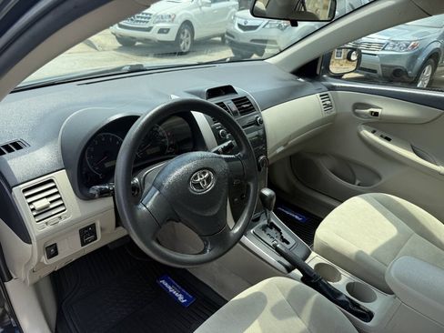 Used 2013 Toyota Corolla L FWD image 15