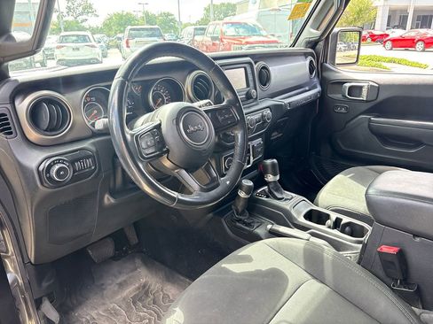 Used 2020 Jeep Wrangler Unlimited Sport AWD/4WD image 6