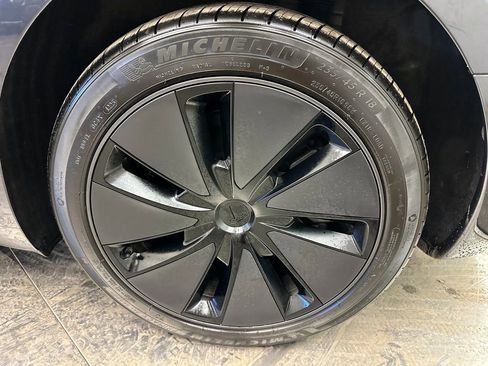 Used 2025 Tesla Model 3 Long Range image 38