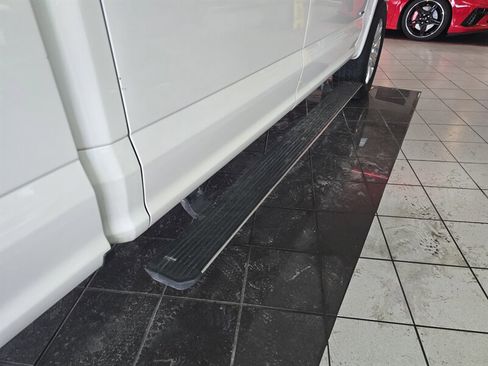 Used 2017 Ford F150 Platinum w/ Technology Package image 33