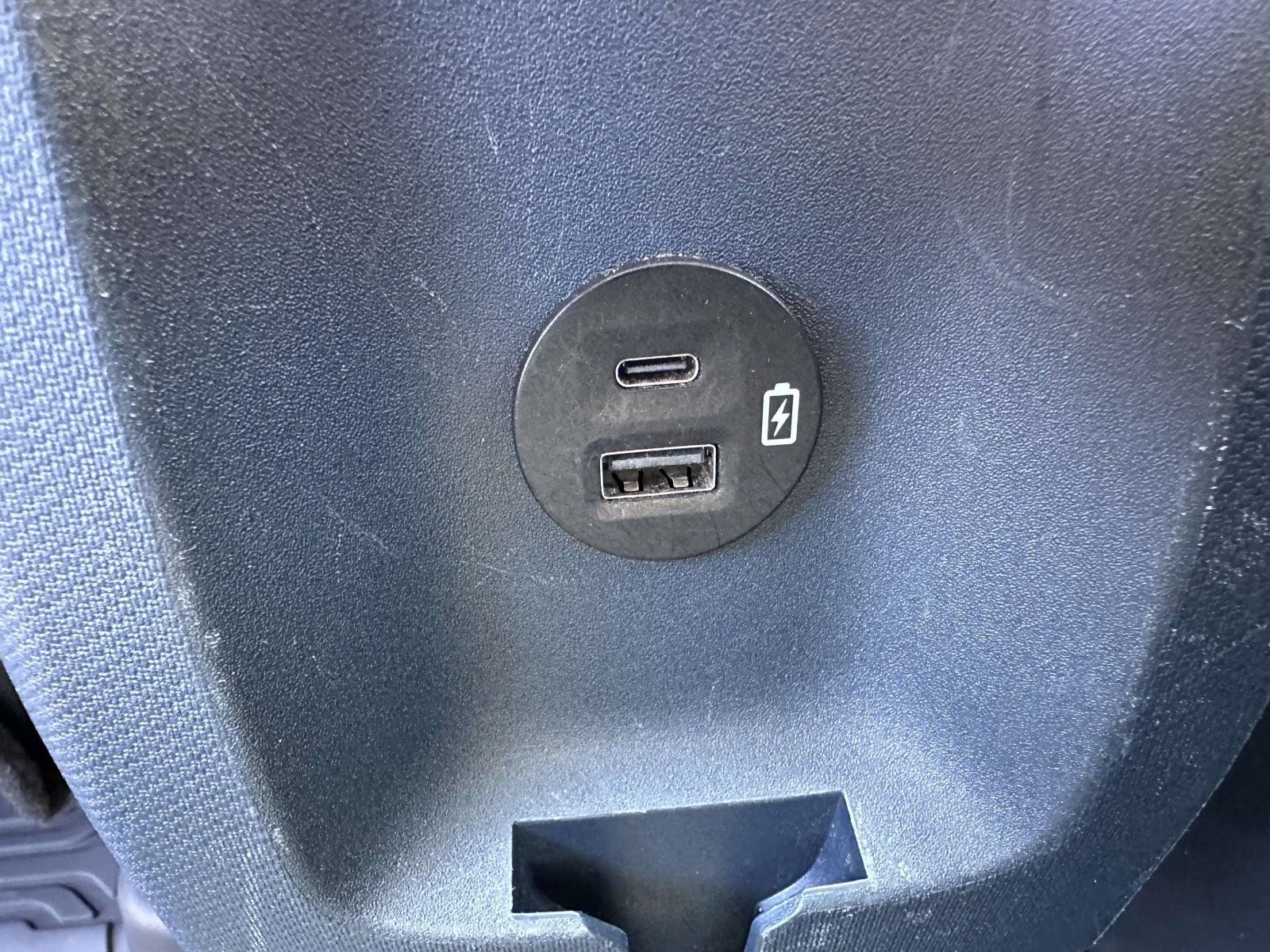 Used 2022 Ford Maverick Lariat FWD image 16