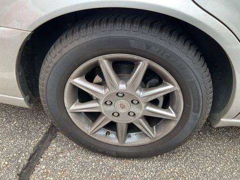 Used 2011 Cadillac DTS Luxury image 12