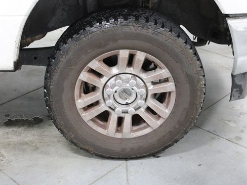 Used 2019 Ford F250 XL w/ STX Appearance Package image 13