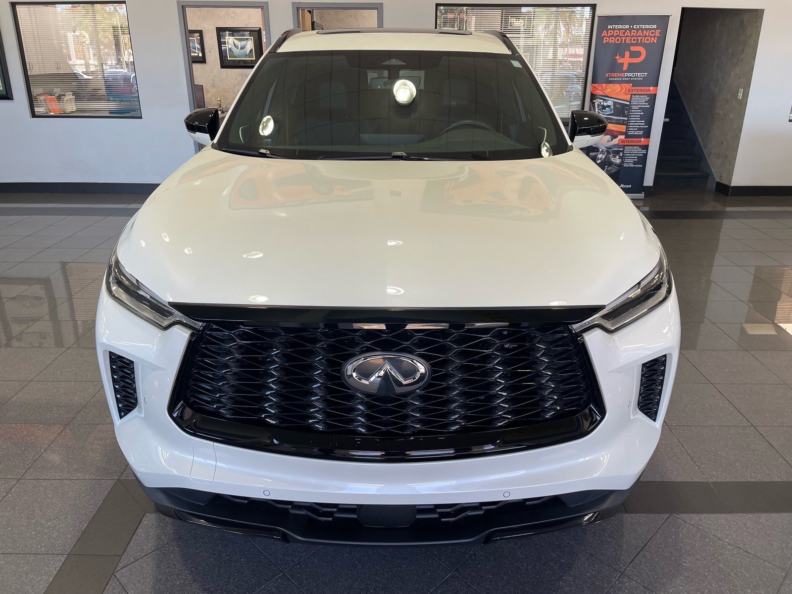 Used 2025 INFINITI QX60 Luxe w/ Black Edition AWD/4WD image 9