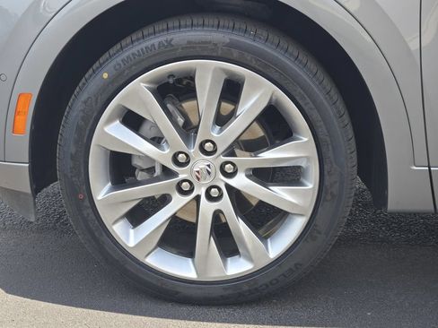 Used 2023 Buick Envision Avenir FWD image 13