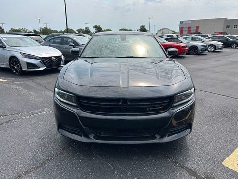Used 2023 Dodge Charger SXT RWD image 4