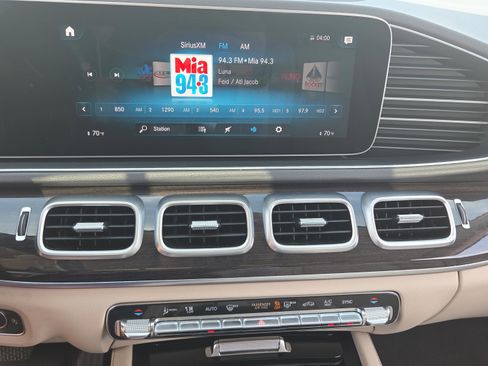 Used 2020 Mercedes-Benz GLE 350 4MATIC image 28