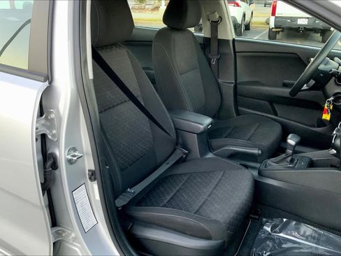 Used 2022 Kia Rio S image 8