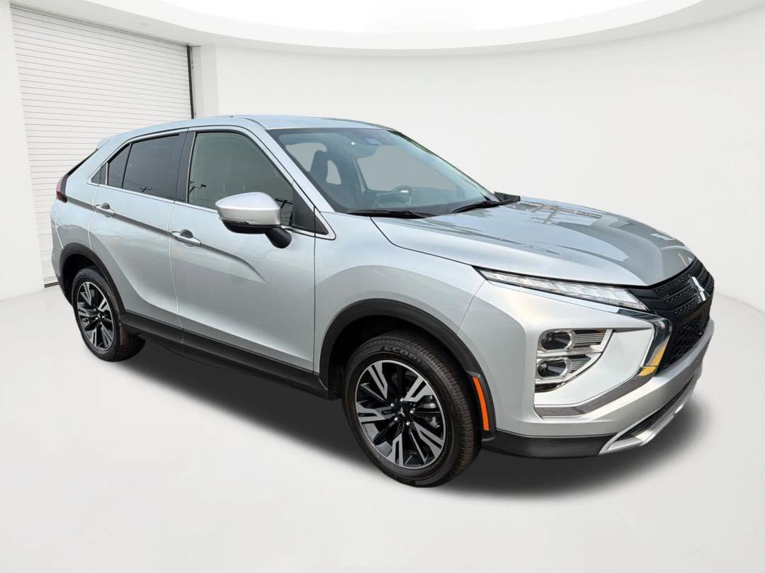 Used 2025 Mitsubishi Eclipse Cross SE AWD/4WD image 3